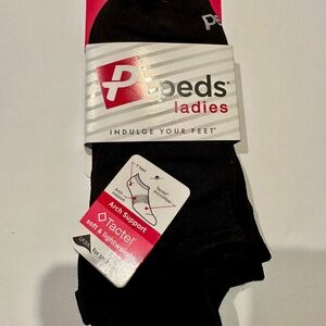 Peds Ladies No Show Black Socks 3 pair